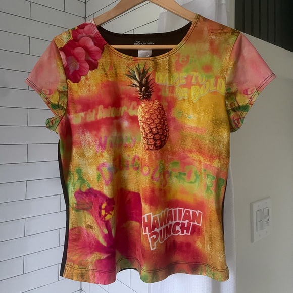 NO BOUNDARIES Multi-Color Pineapple S/S Graphic T-Shirt - Picture 1 of 4